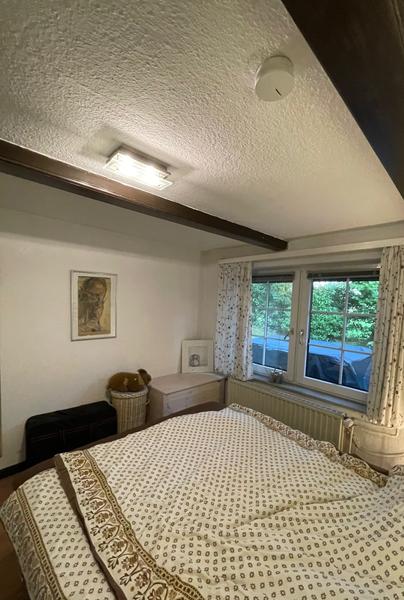 Double bed in the bedroom